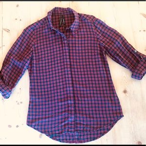 Plaid Button back blouse